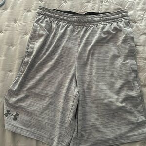 Men's Underarmour shorts